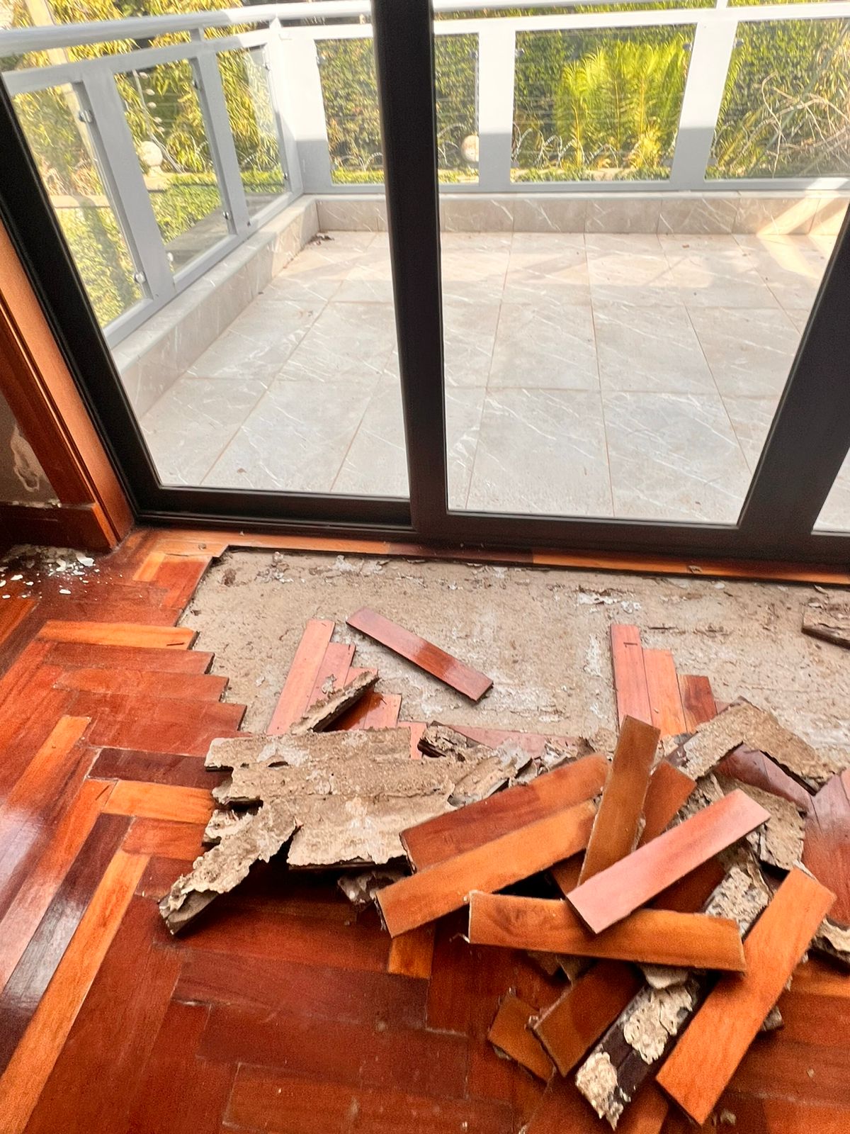 About Lawrence Hardwood Flooring